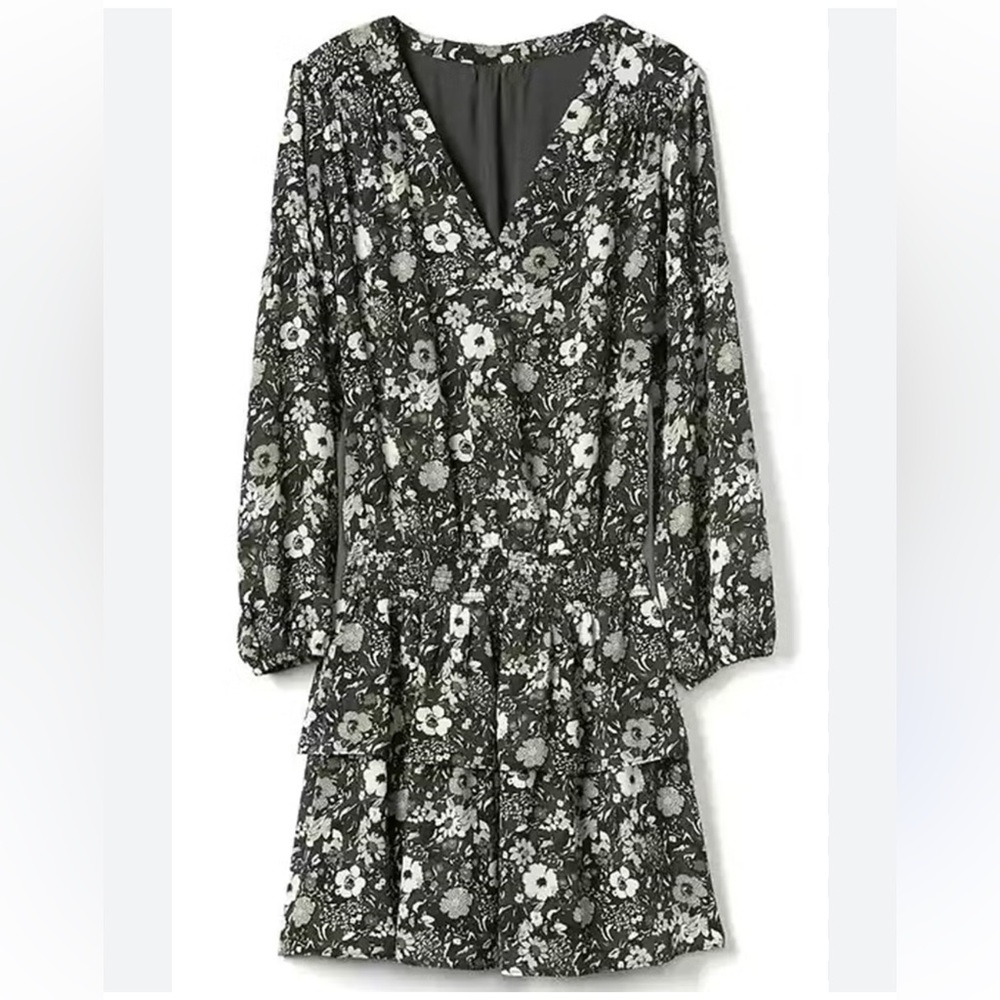 Gap Black White Floral Smocked Drop Waist Flounce Long Sleeve Midi Dress